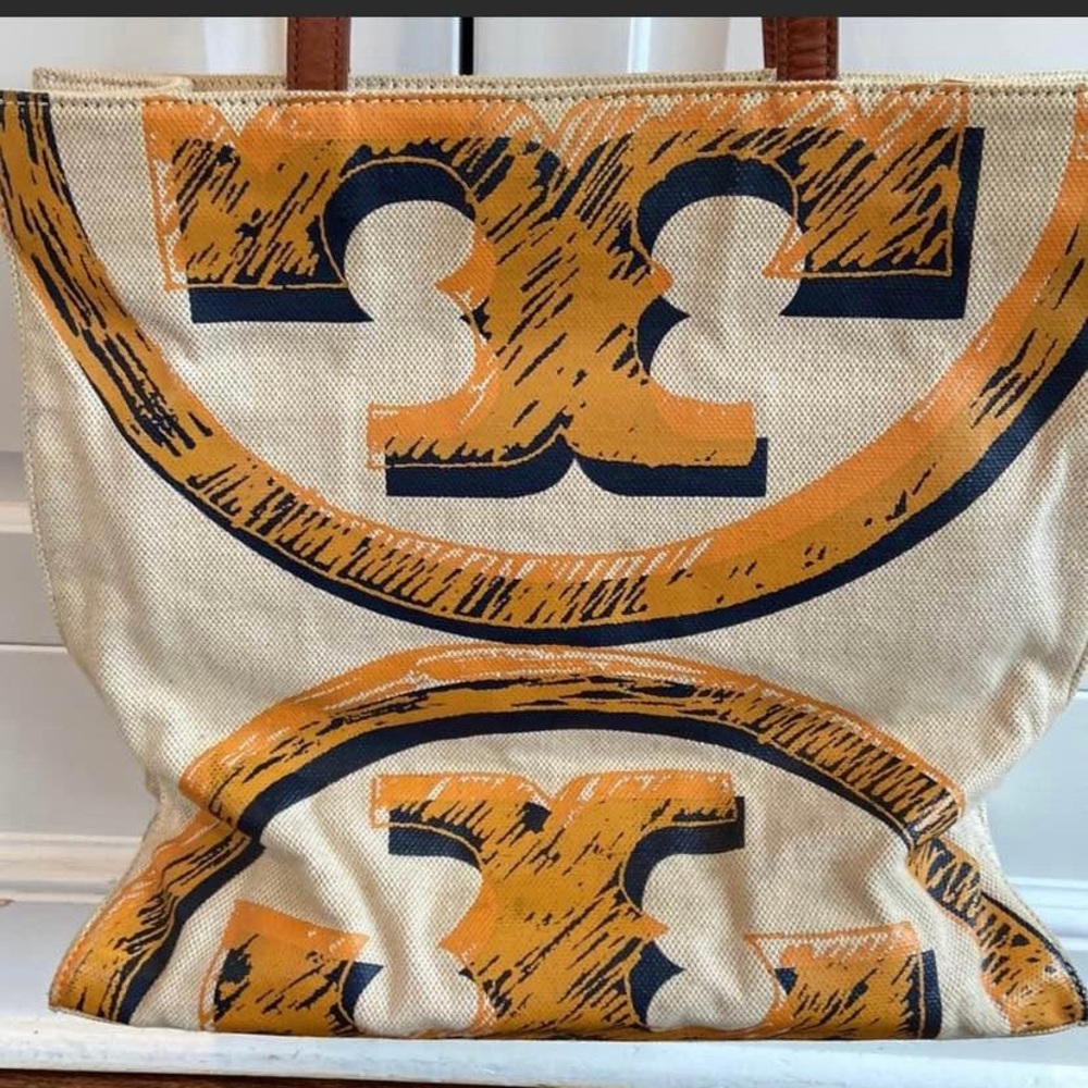 Tory Burch canvas tote 👜 - Picture 2 of 7